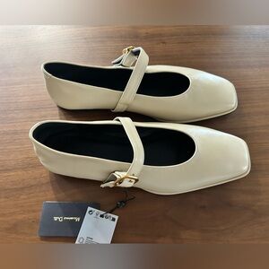 Brand New Massimo Dutti Ballet Flats with Buckle Size 7.5